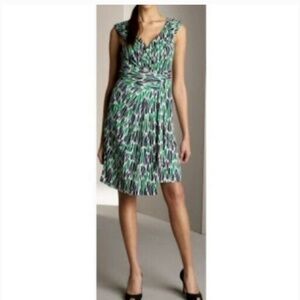Diane Von Furstenberg Celosa Silk Green/Navy Wrap Dress, Size 4